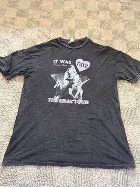 Taylor Swift "I Was There" Graphic Eras Tour Tee in Charcoal